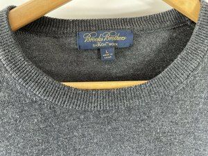 Brooks Brothers 100% Saxxon Wool Gray Crew Neck Thin Soft Sweater L